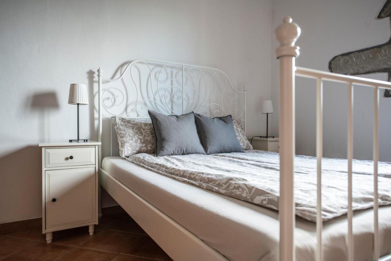 Old Town Studio And Apartment Врсар Экстерьер фото